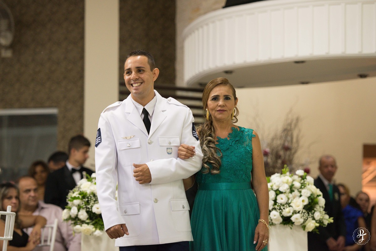 spaço-vip-guaratingueta-sp-casamento-natalye-e-benedito-fotografado-por-paula-freitas-fotografia
