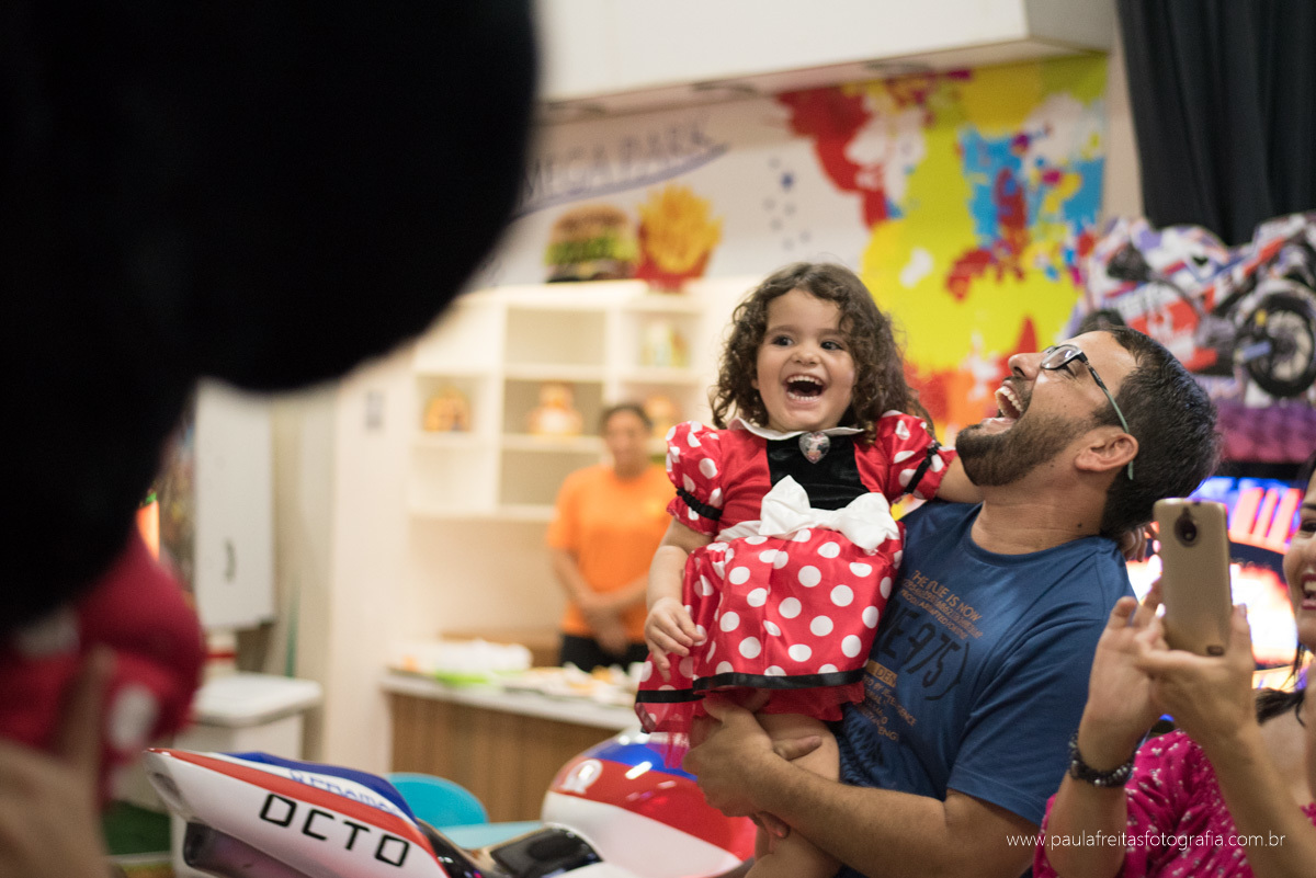 aniversario infantil com tema de mickey e minnie pluto margarida pato donald em taubate decorado por uniduniet fotografado por paula freitas fotografia e buffet mega park buffet