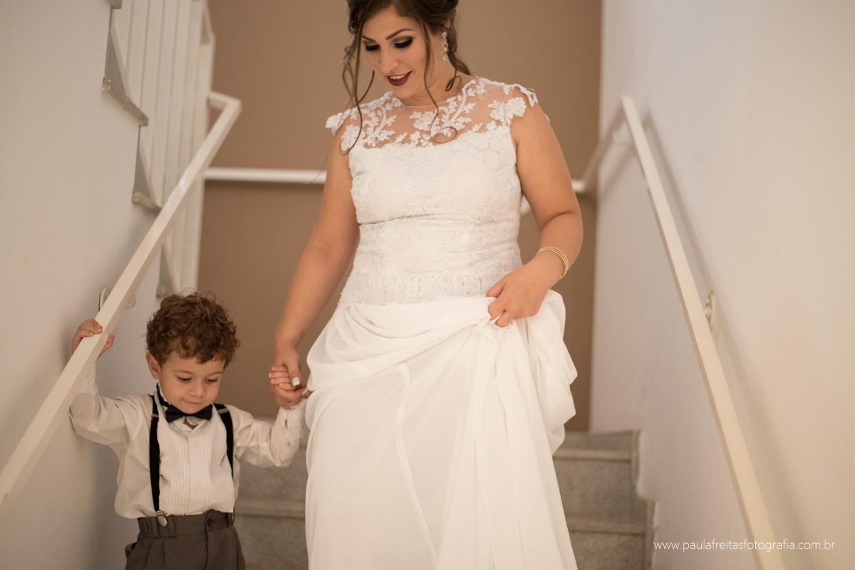 casamento de dia, casamento a tarde com filho na fazenda esperança centro feminino em guaratingueta de thais e renan fotografado por paula freitas fotografia