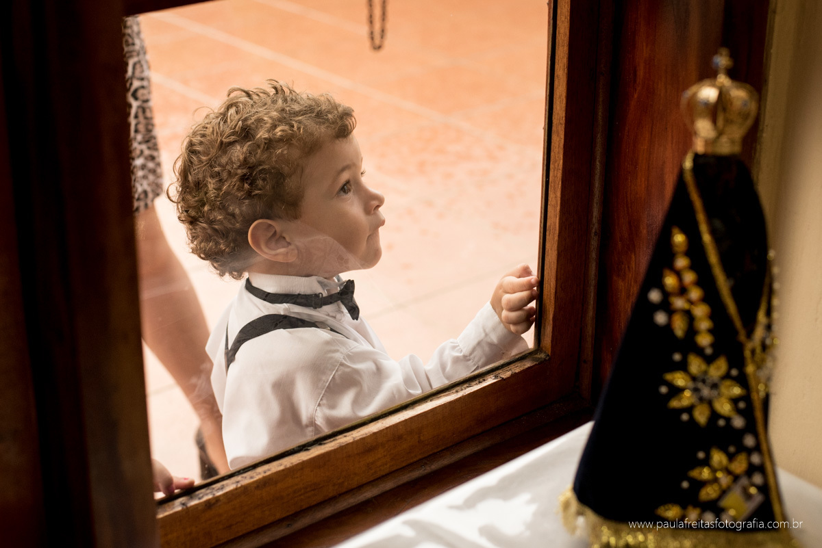 casamento de dia, casamento a tarde com filho na fazenda esperança centro feminino em guaratingueta de thais e renan fotografado por paula freitas fotografia