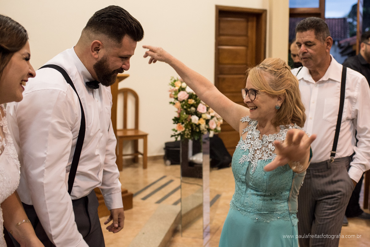 casamento de dia, casamento a tarde com filho na fazenda esperança centro feminino em guaratingueta de thais e renan fotografado por paula freitas fotografia