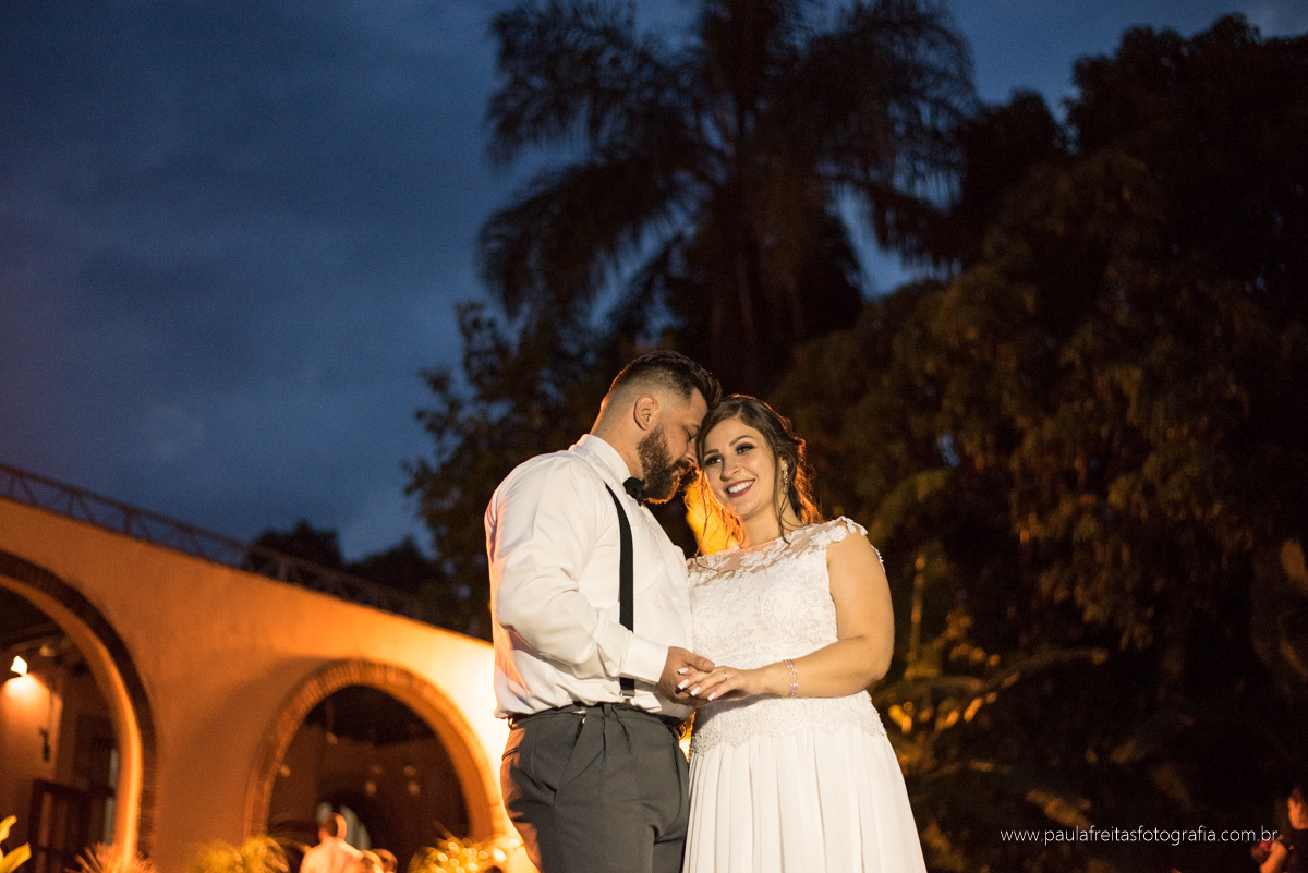 casamento de dia, casamento a tarde com filho na fazenda esperança centro feminino em guaratingueta de thais e renan fotografado por paula freitas fotografia