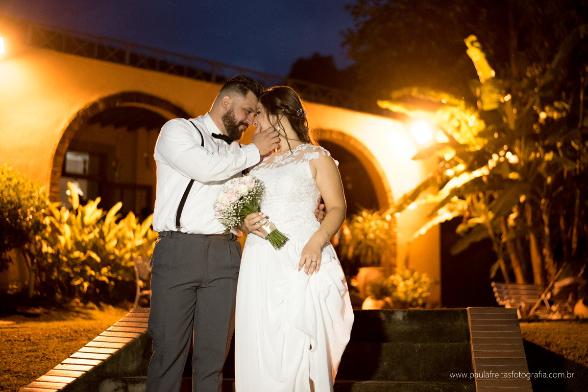 casamento de dia, casamento a tarde com filho na fazenda esperança centro feminino em guaratingueta de thais e renan fotografado por paula freitas fotografia