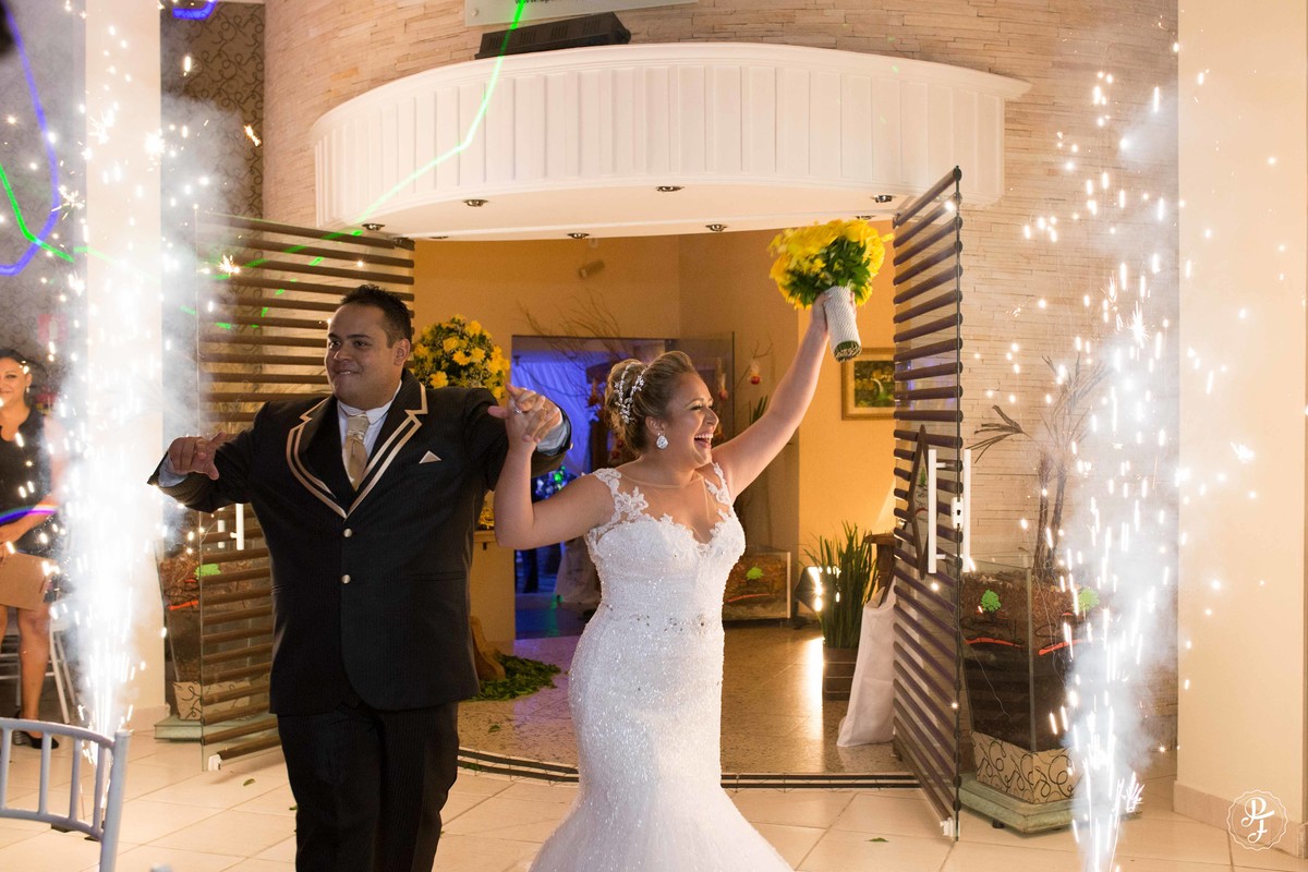 spaço-vip-casamento-carol-e-diogo-realizado-em-guaratingueta-sp-fotografado-por-paula-freitas-fotografia-