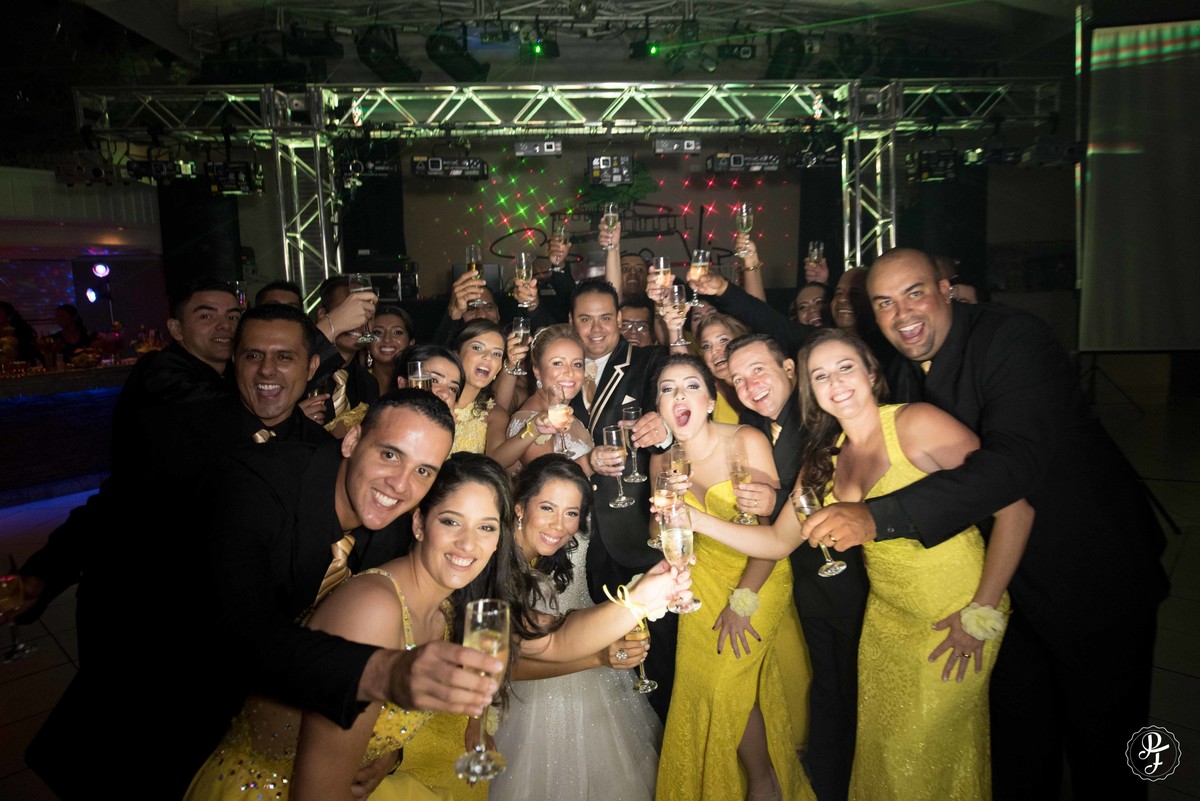 spaço-vip-casamento-carol-e-diogo-realizado-em-guaratingueta-sp-fotografado-por-paula-freitas-fotografia-