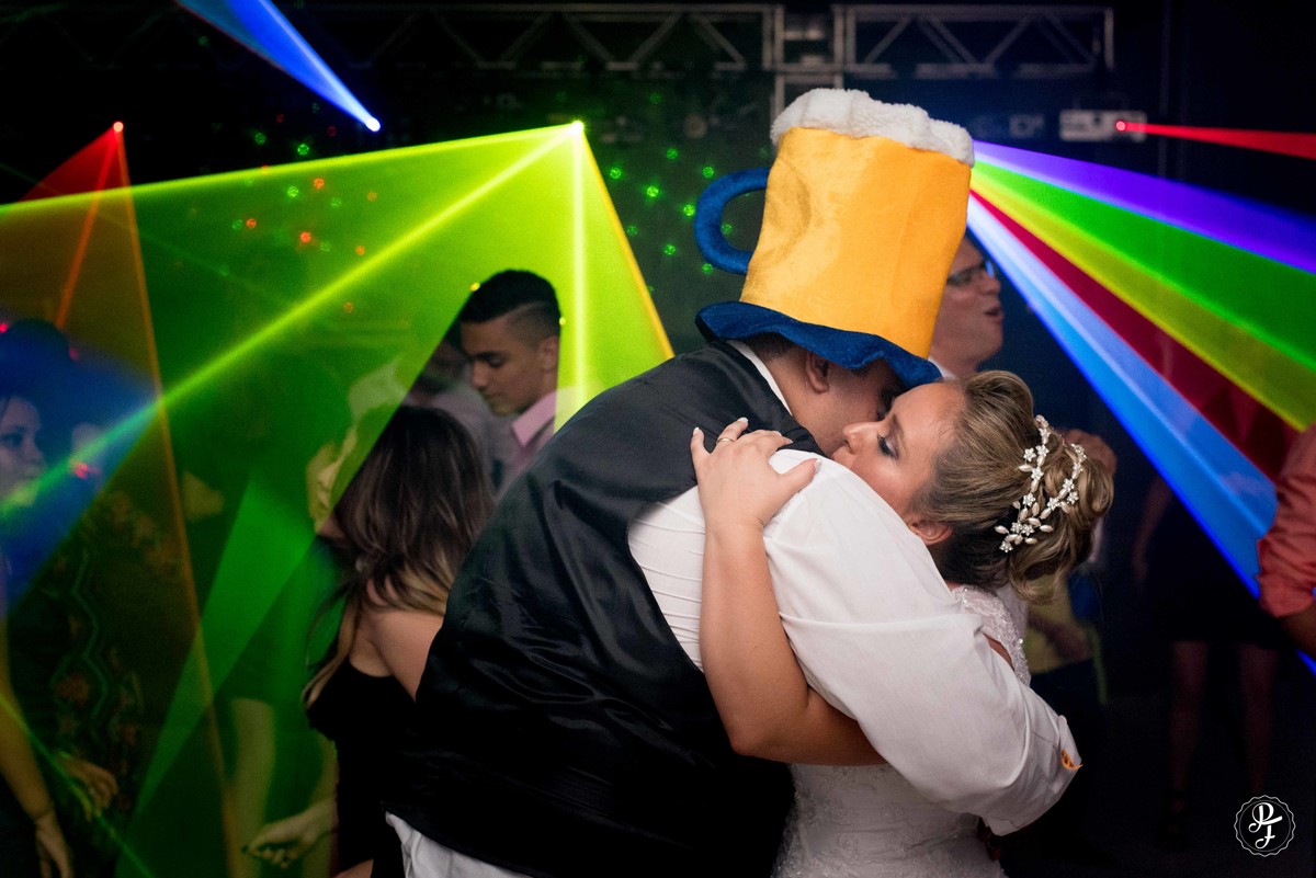 spaço-vip-casamento-carol-e-diogo-realizado-em-guaratingueta-sp-fotografado-por-paula-freitas-fotografia-