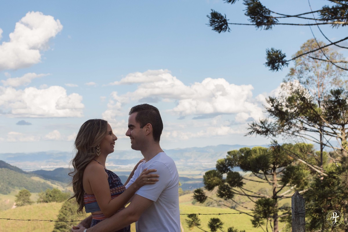 pre-wedding-de-ariane-e-rafael-realizado-em-guaratinguetá-sp-fotografado-por-paula-freitas-fotografia