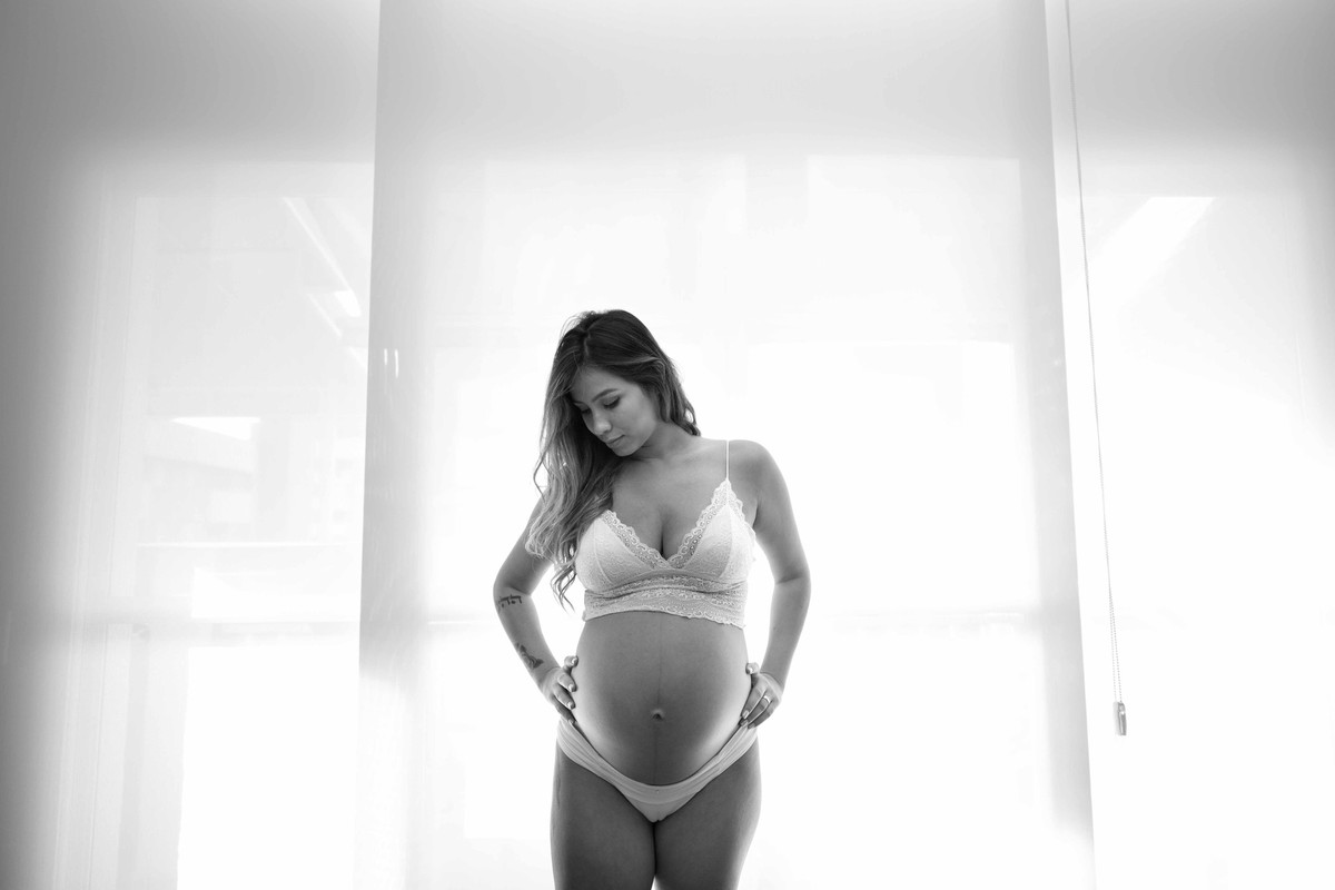 sessão-fotografica-de-gestante-realizado-em-sao-paulo-capital-fotografado-por-paula-freitas-fotografia-quero-te-ver-sorrir-baby-laura