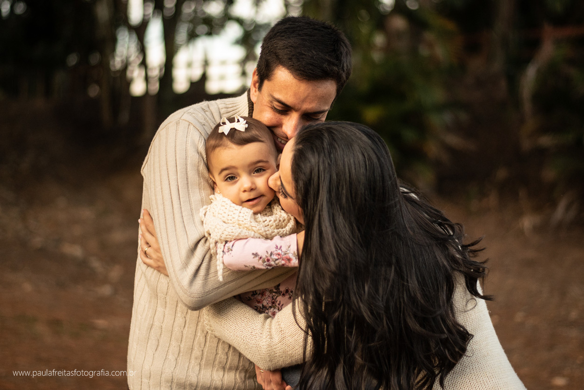 ensaio gestante fotografado por paula freitas fotografia em queluz, sp