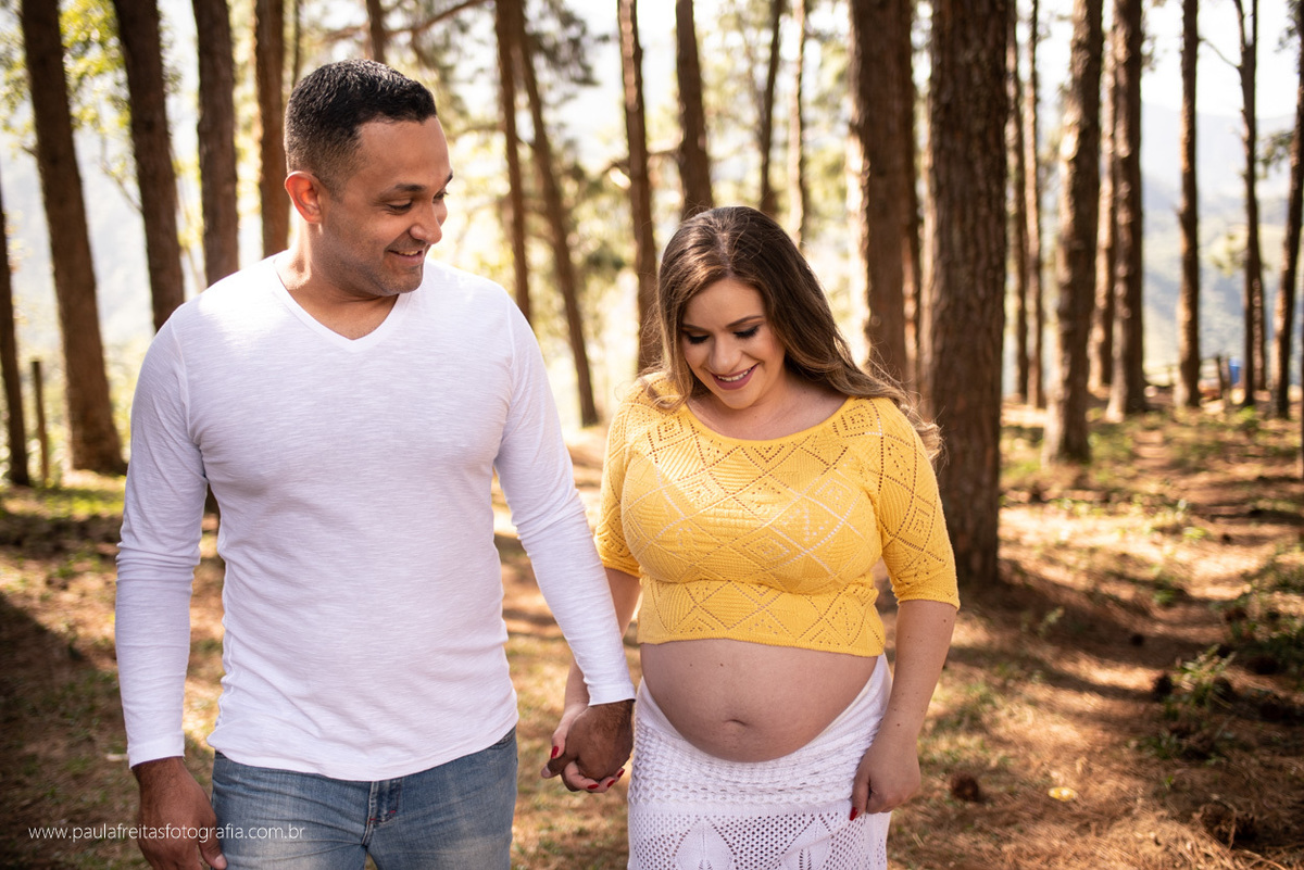 ensaio gestante feito em guaratingueta e fotogradado por paula freitas fotografia
