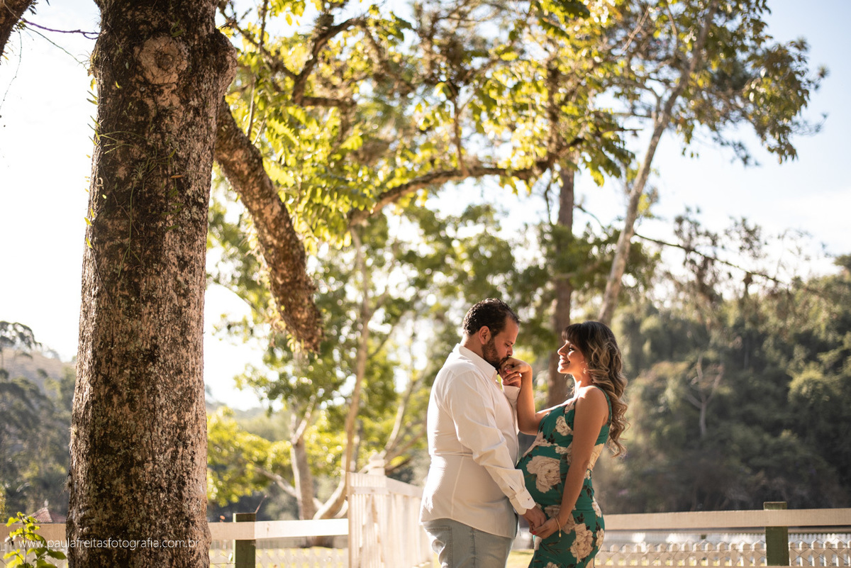 foto de gravida feito em jambeiro em sp fotografado por paula freitas fotografia