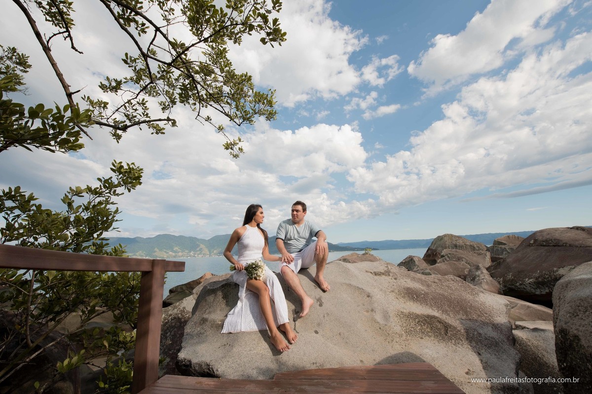 ilhabela-sp-ensaio-de-casal-pre-wedding-eduarda-e-diego-fotografados-por-paula-freitas-fotografia