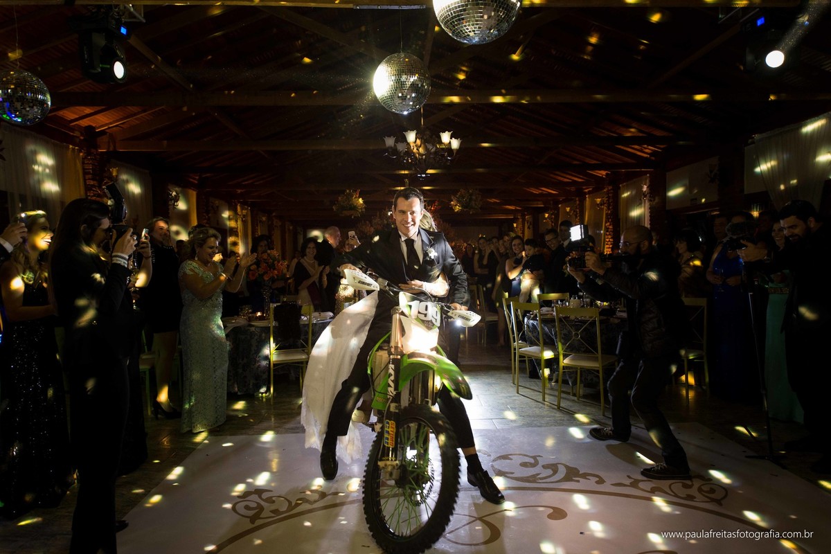 passa-quatro-e-itanhandu-minas-gerais-casamento-larissa-e-allan-fotografado-por-paula-freitas-fotografia