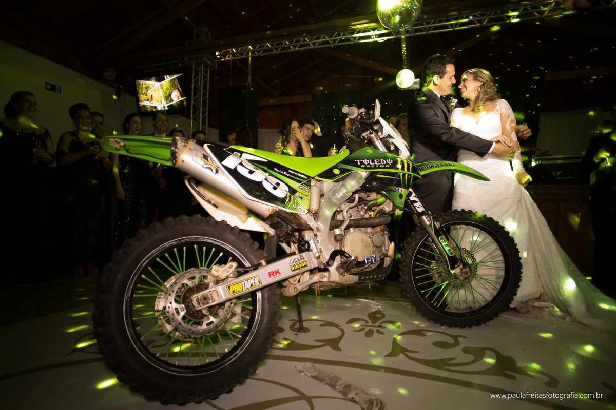 passa-quatro-e-itanhandu-minas-gerais-casamento-larissa-e-allan-fotografado-por-paula-freitas-fotografia