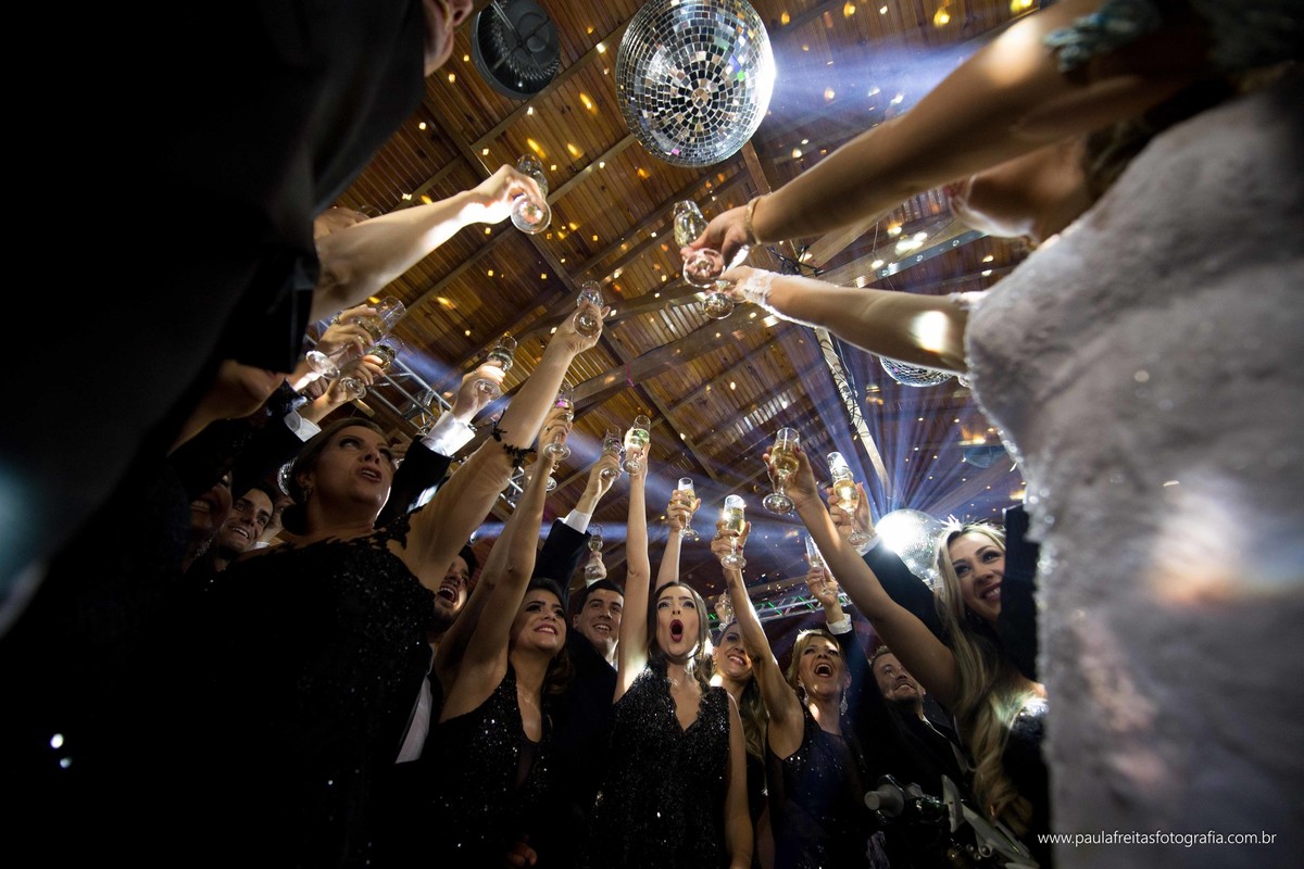passa-quatro-e-itanhandu-minas-gerais-casamento-larissa-e-allan-fotografado-por-paula-freitas-fotografia