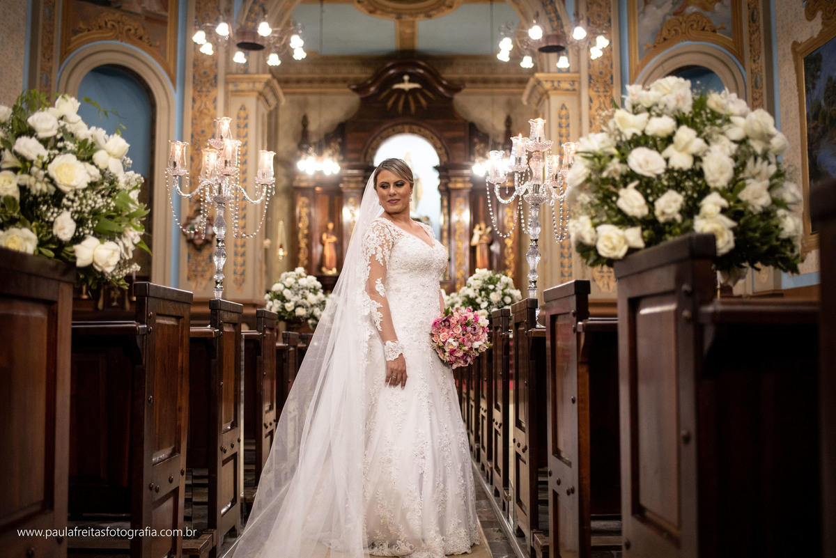 casamento em guaratingueta na igreja nossa senhora das graças fotografado por paula freitas fotografia
