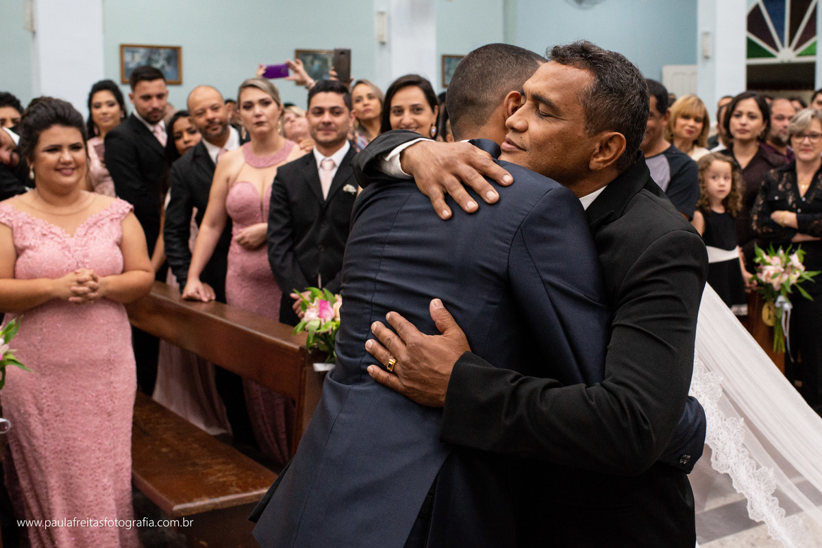 casamento em guaratingueta na igreja nossa senhora de fatima fotografado por paula freitas fotografia e making of na valeria vendrasco