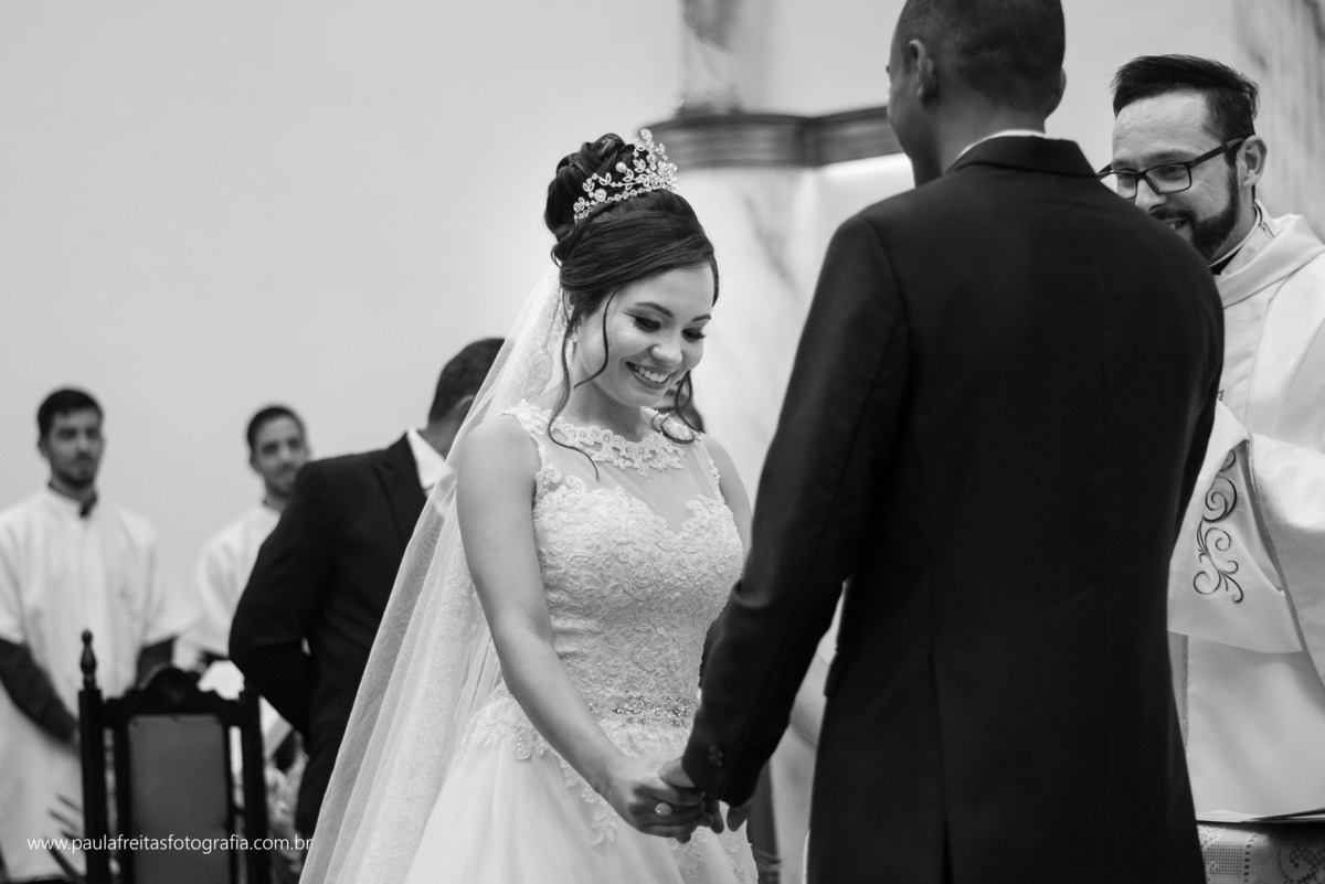 casamento em guaratingueta na igreja nossa senhora de fatima fotografado por paula freitas fotografia e making of na valeria vendrasco