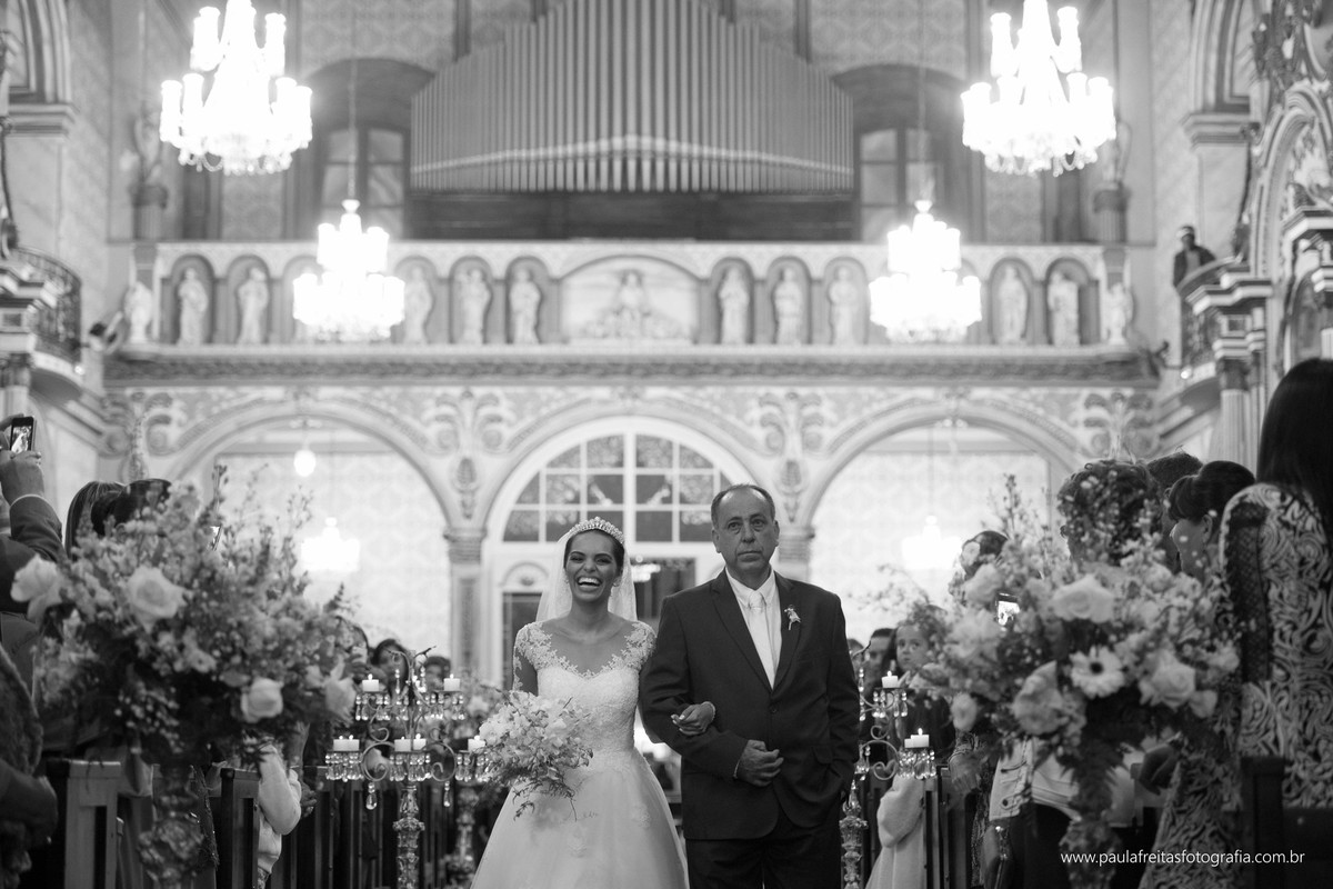 recanto-do-bosque-casamento-em-guaratinguetá-catedral-de-santo-antonio-matriz-eduarda-e-diego-fotografado-por-paula-freitas-fotografia-e-filme-de-supimpa-audiovisual
