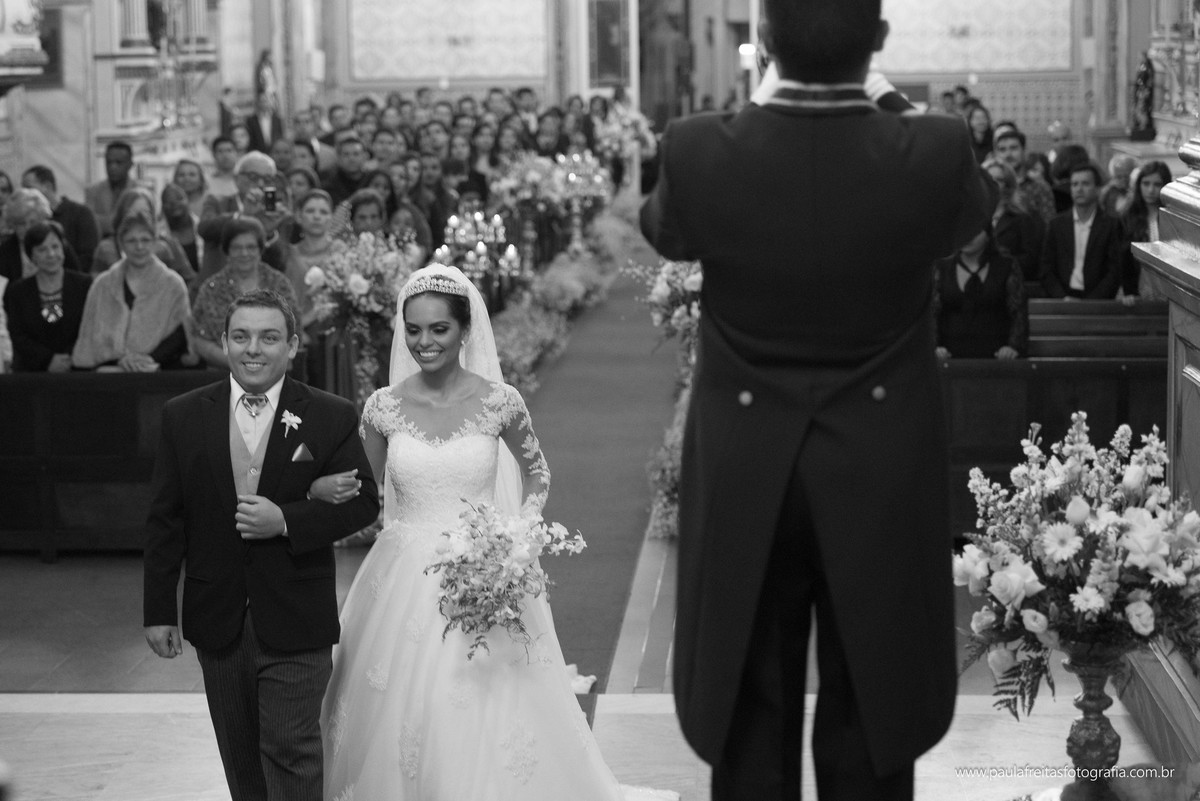 recanto-do-bosque-casamento-em-guaratinguetá-catedral-de-santo-antonio-matriz-eduarda-e-diego-fotografado-por-paula-freitas-fotografia-e-filme-de-supimpa-audiovisual
