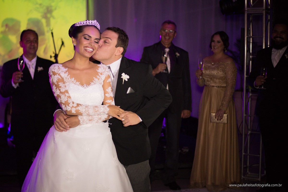 recanto-do-bosque-casamento-em-guaratinguetá-catedral-de-santo-antonio-matriz-eduarda-e-diego-fotografado-por-paula-freitas-fotografia-e-filme-de-supimpa-audiovisual