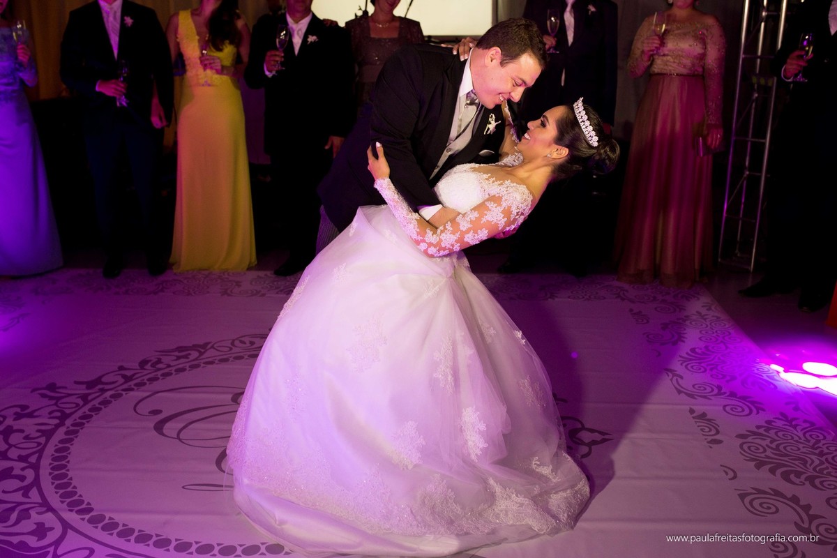 recanto-do-bosque-casamento-em-guaratinguetá-catedral-de-santo-antonio-matriz-eduarda-e-diego-fotografado-por-paula-freitas-fotografia-e-filme-de-supimpa-audiovisual