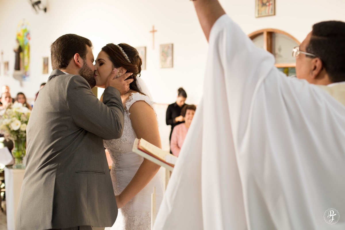 casamento--de-maria-e-arthur-em-guaratingueta-sp-fotografado-por-paula-freitas-fotografia-e-filmado-por-supimpa