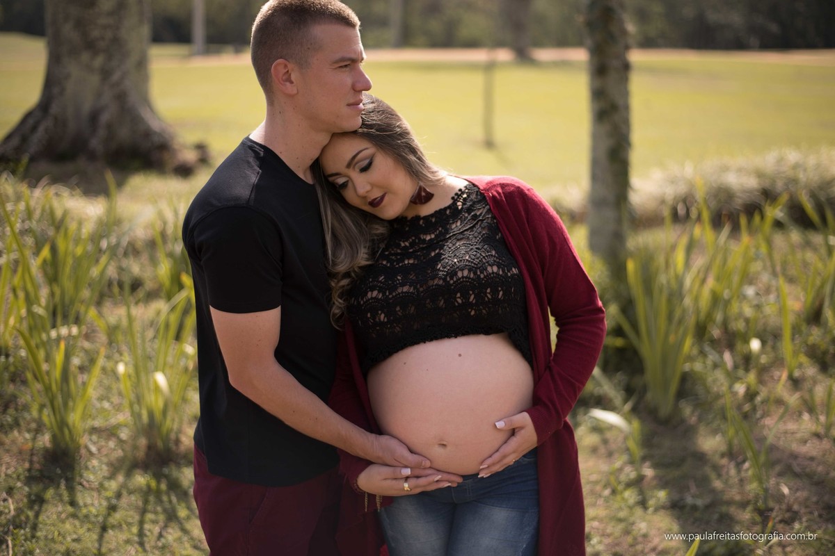 ensaio-de-gestante-a-espera-da-maite-feito-no-parque-da-cidade-em-sao-jose-dos-campos-e-fotografados-por-paula-freitas-fotografia