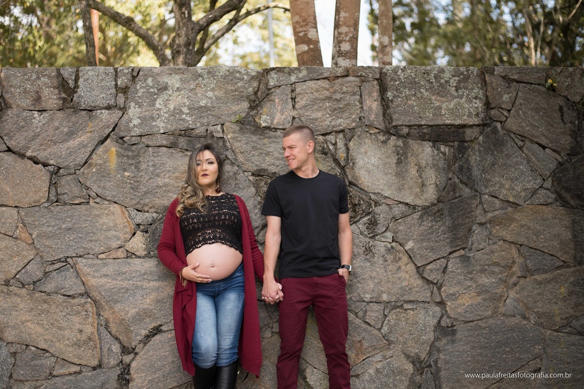 ensaio-de-gestante-a-espera-da-maite-feito-no-parque-da-cidade-em-sao-jose-dos-campos-e-fotografados-por-paula-freitas-fotografia