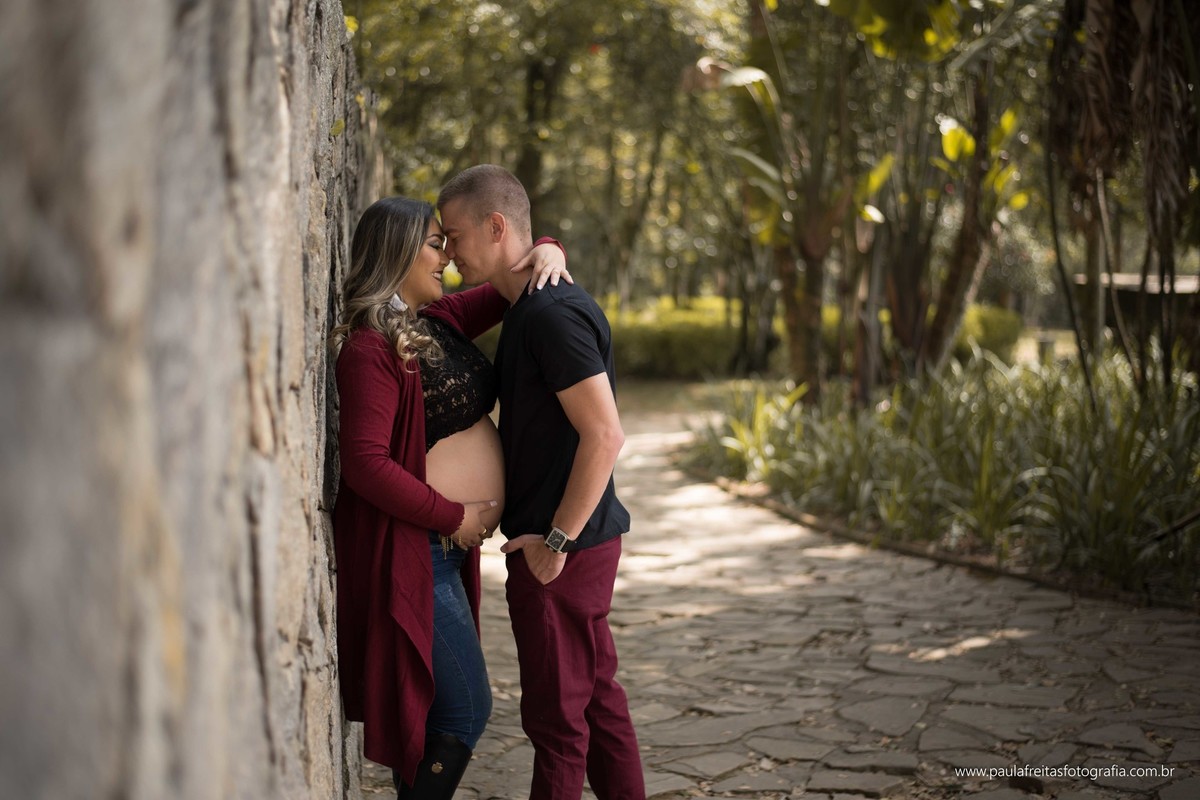 ensaio-de-gestante-a-espera-da-maite-feito-no-parque-da-cidade-em-sao-jose-dos-campos-e-fotografados-por-paula-freitas-fotografia