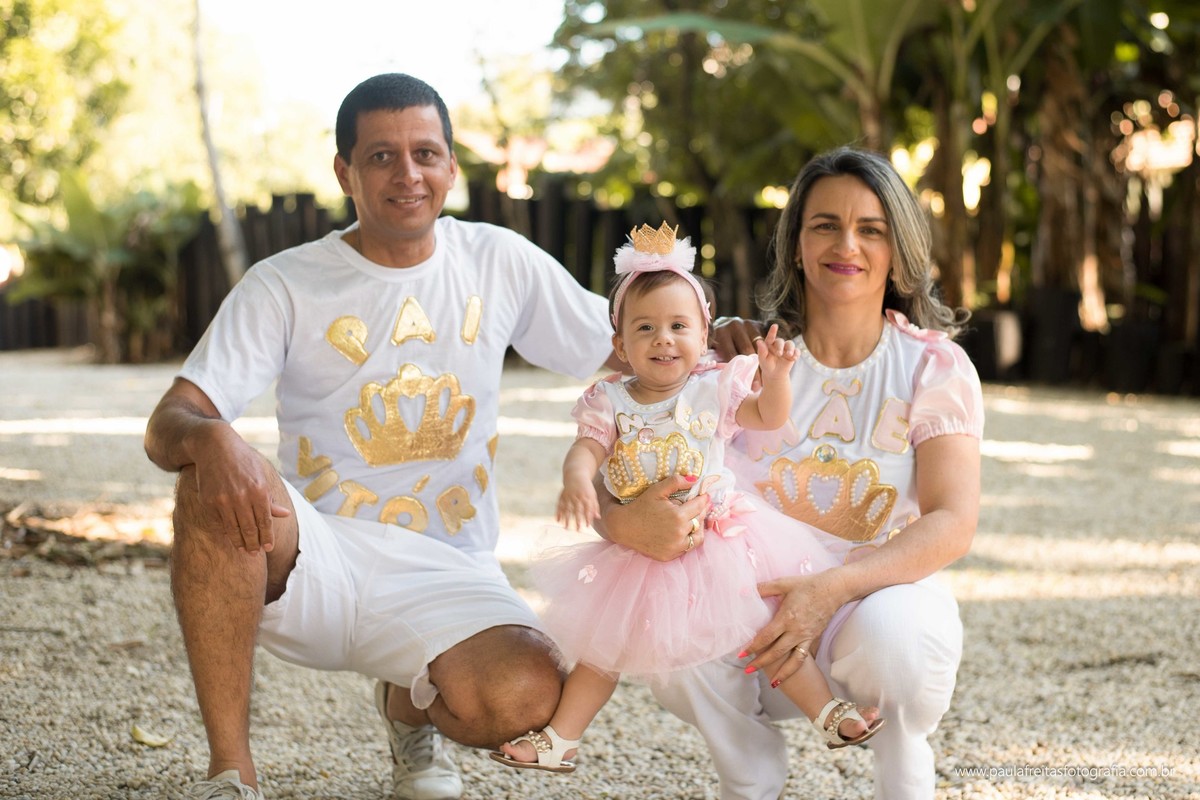 acompanhamento-mensal-da-vitoria-fotografado-por-paula-freitas-fotografia