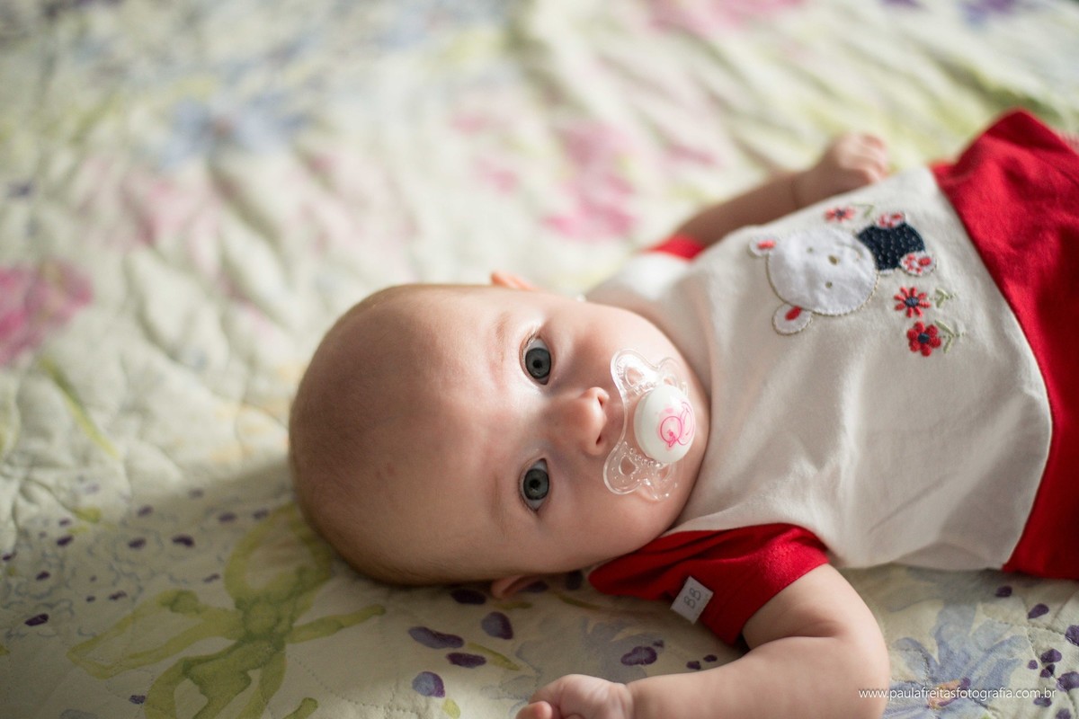 acompanhamento-mensal-infantil-de-maria-luisa-fotografado-por-paula-freitas-fotografia-na-cidade-de-guaratingueta-sp