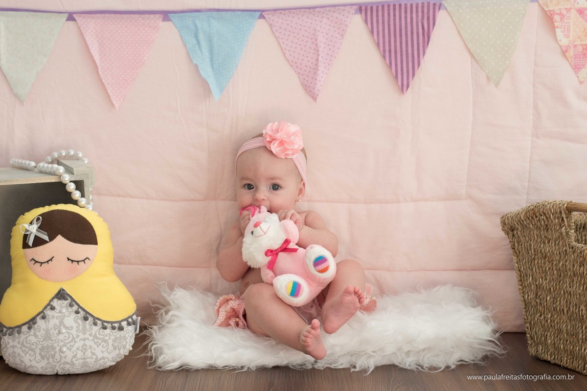 acompanhamento-mensal-infantil-de-maria-luisa-fotografado-por-paula-freitas-fotografia-na-cidade-de-guaratingueta-sp