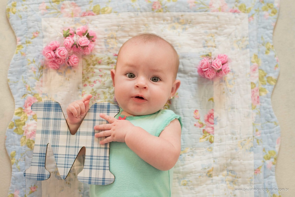 acompanhamento-mensal-infantil-de-maria-luisa-fotografado-por-paula-freitas-fotografia-na-cidade-de-guaratingueta-sp