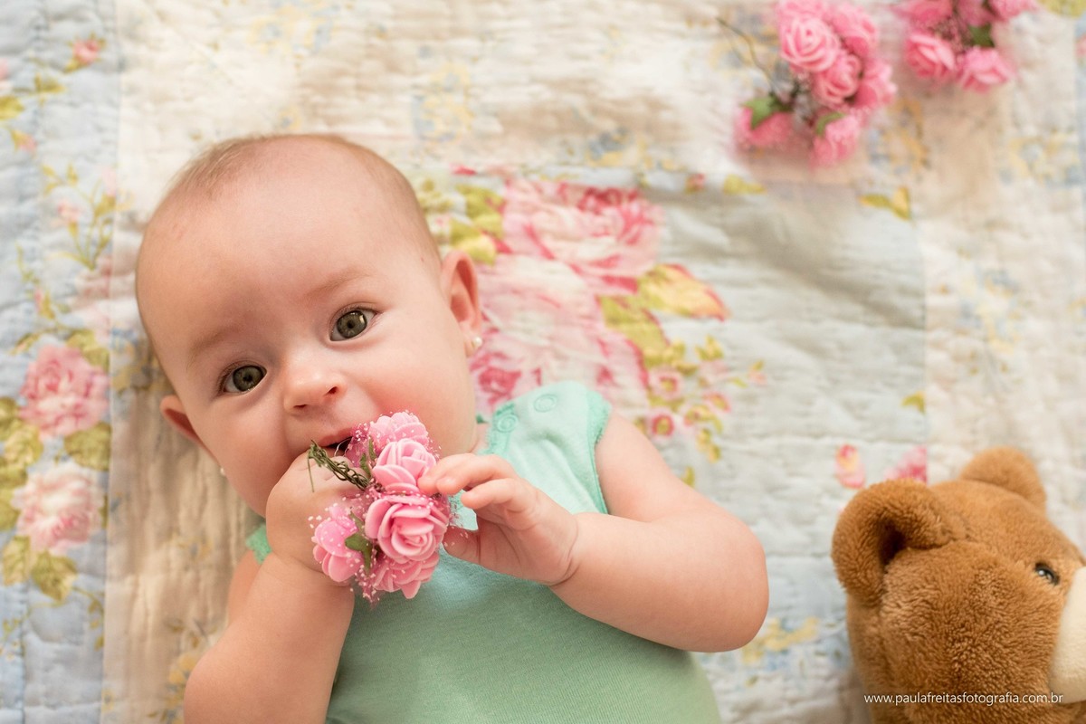 acompanhamento-mensal-infantil-de-maria-luisa-fotografado-por-paula-freitas-fotografia-na-cidade-de-guaratingueta-sp