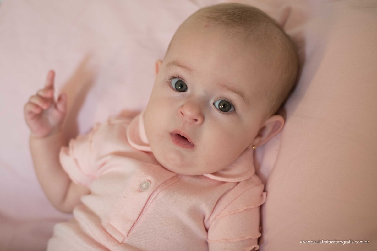 acompanhamento-mensal-infantil-de-maria-luisa-fotografado-por-paula-freitas-fotografia-na-cidade-de-guaratingueta-sp