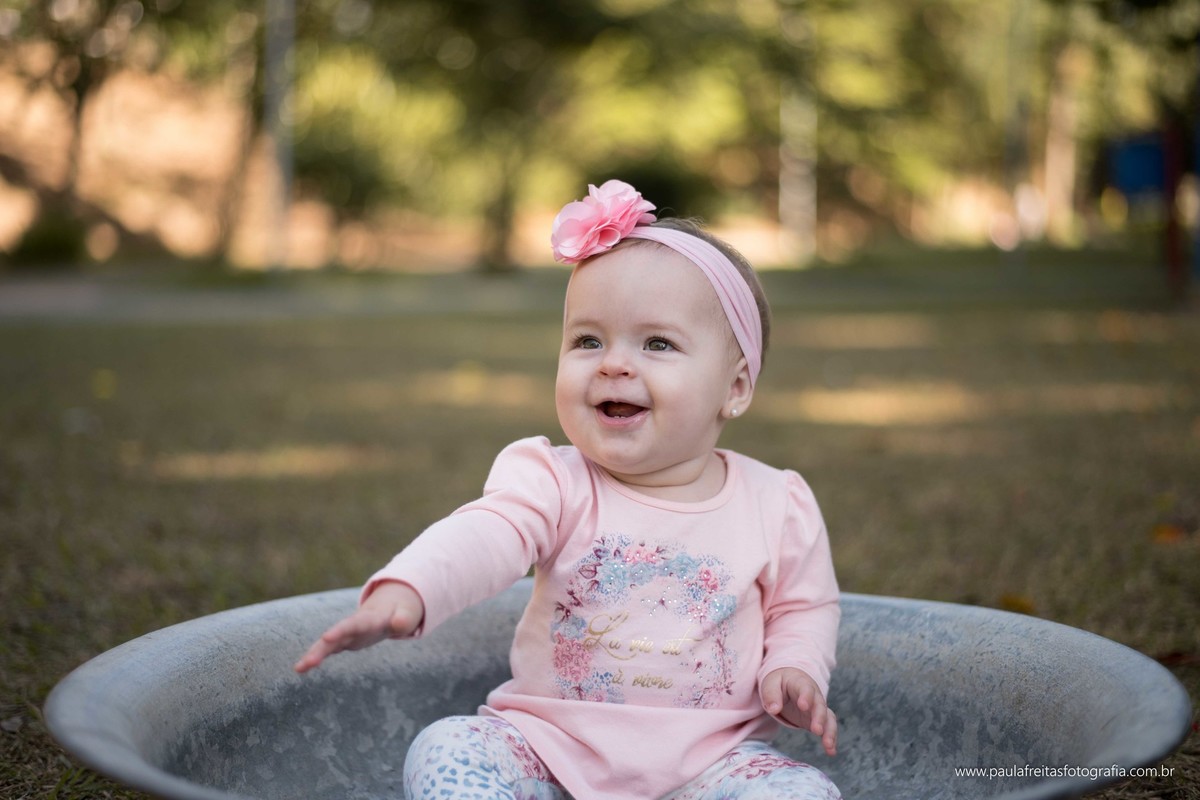 acompanhamento-mensal-infantil-de-maria-luisa-fotografado-por-paula-freitas-fotografia-na-cidade-de-guaratingueta-sp