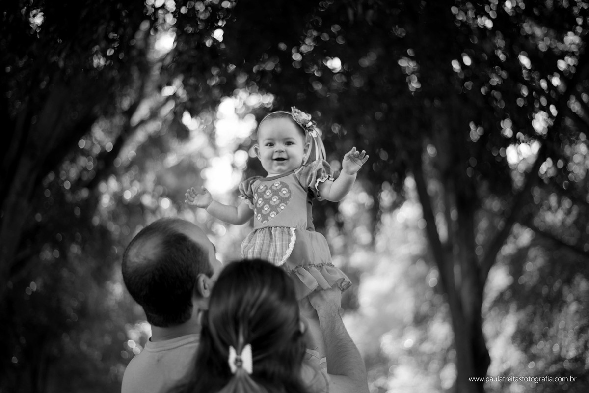 acompanhamento-mensal-infantil-de-maria-luisa-fotografado-por-paula-freitas-fotografia-na-cidade-de-guaratingueta-sp