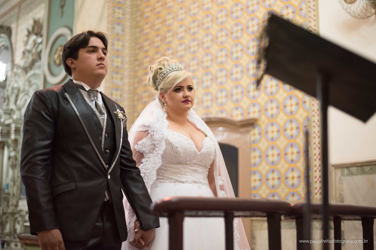 laryssa-e-junior-casamento-no-spaço-vip-e-catedral-em-guaratingueta-paula-freitas-fotografia