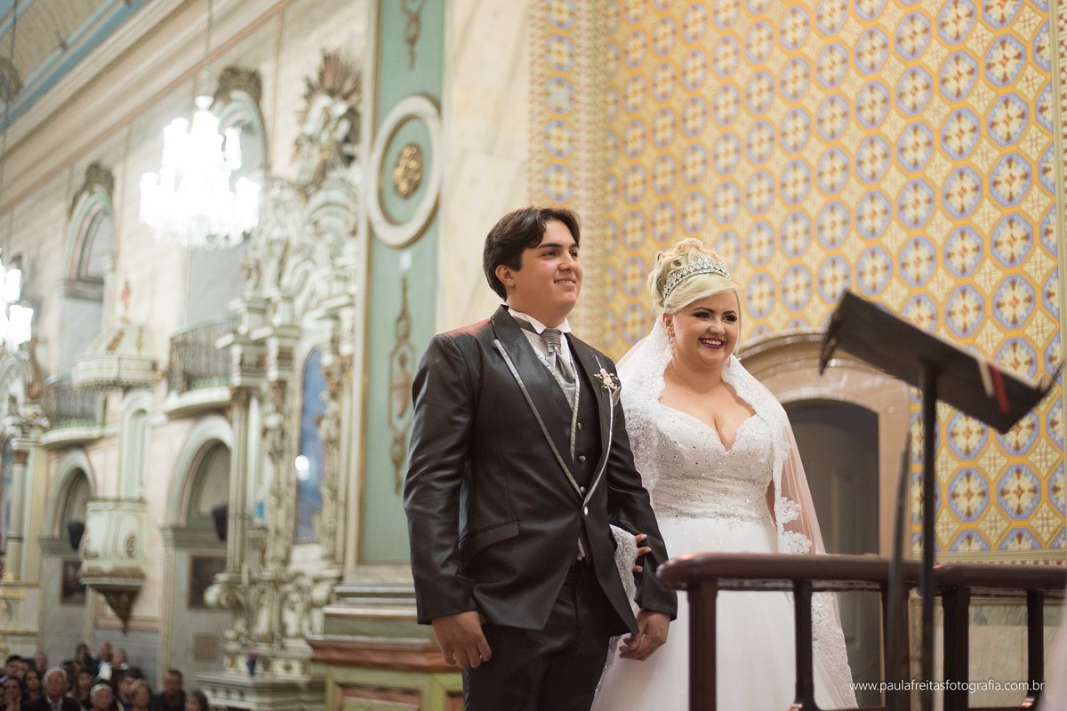 laryssa-e-junior-casamento-no-spaço-vip-e-catedral-em-guaratingueta-paula-freitas-fotografia