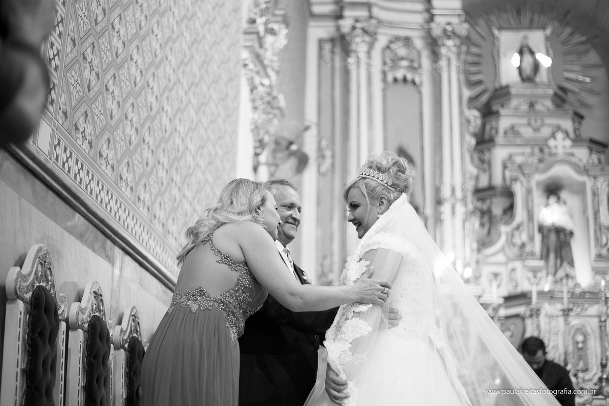 laryssa-e-junior-casamento-no-spaço-vip-e-catedral-em-guaratingueta-paula-freitas-fotografia