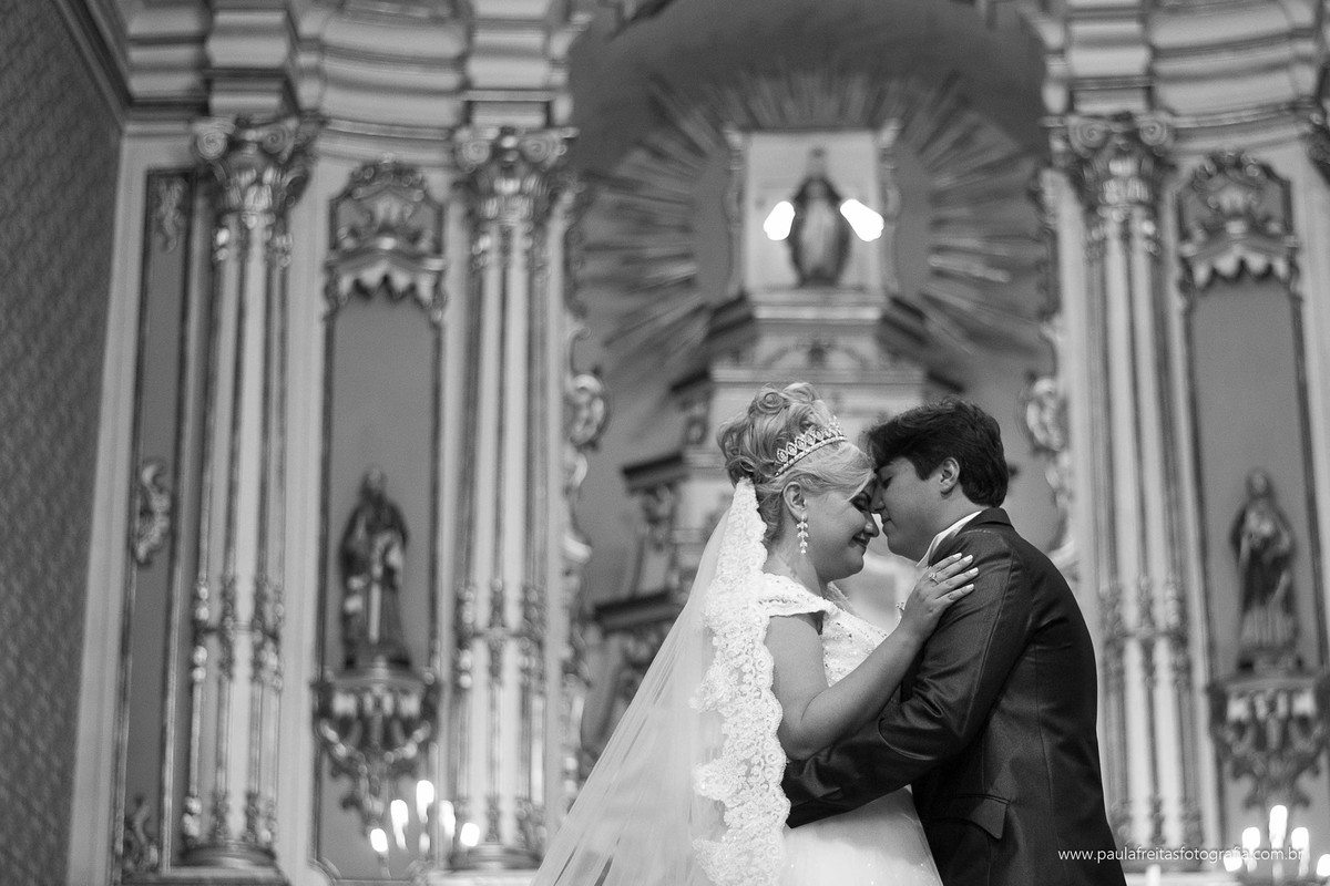 laryssa-e-junior-casamento-no-spaço-vip-e-catedral-em-guaratingueta-paula-freitas-fotografia