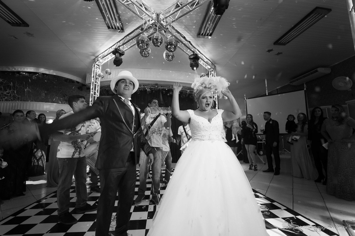 laryssa-e-junior-casamento-no-spaço-vip-e-catedral-em-guaratingueta-paula-freitas-fotografia