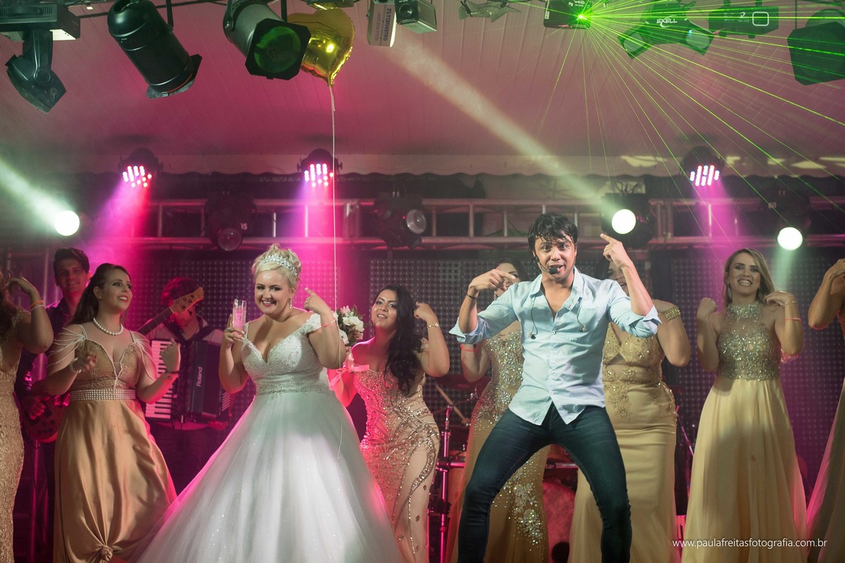 laryssa-e-junior-casamento-no-spaço-vip-e-catedral-em-guaratingueta-paula-freitas-fotografia