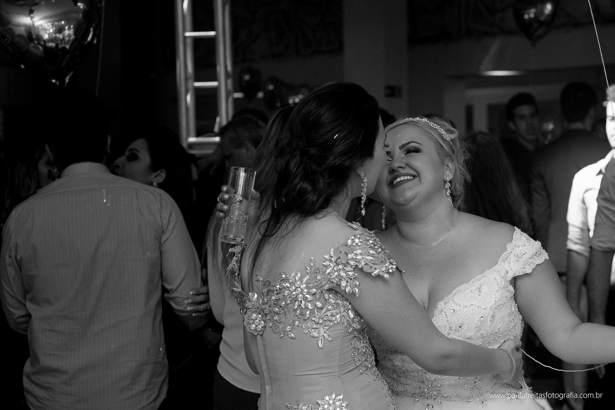 laryssa-e-junior-casamento-no-spaço-vip-e-catedral-em-guaratingueta-paula-freitas-fotografia