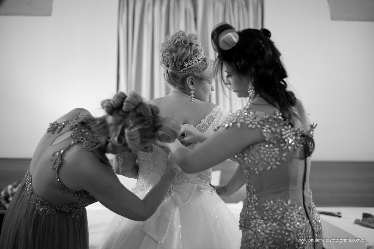 laryssa-e-junior-casamento-no-spaço-vip-e-catedral-em-guaratingueta-paula-freitas-fotografia