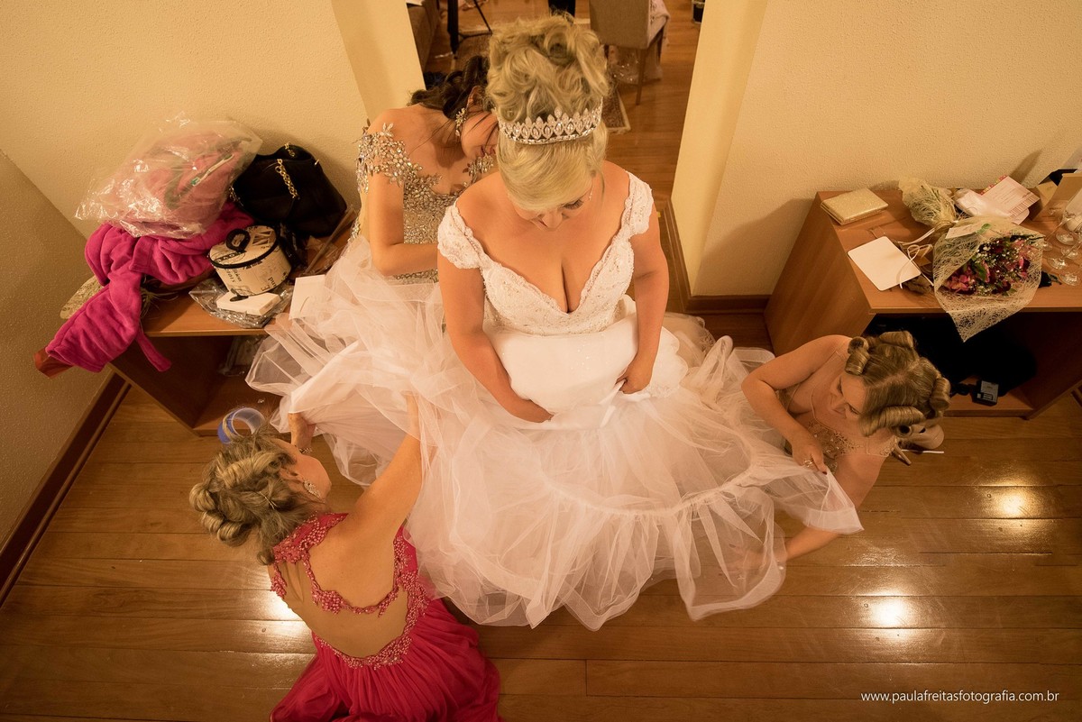 laryssa-e-junior-casamento-no-spaço-vip-e-catedral-em-guaratingueta-paula-freitas-fotografialaryssa-e-junior-casamento-no-spaço-vip-e-catedral-em-guaratingueta-paula-freitas-fotografia