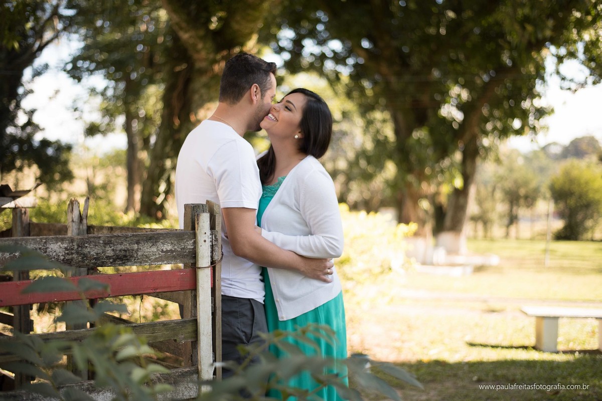 pre-wedding-ensaio-de-casal-realizado-em-guaratingueta-fotografado-por-paula-freitas-fotografia