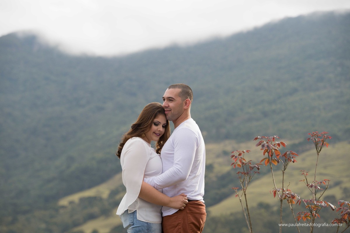 ensaio-pre-wedding-karen-e-rodrigo-feito-na-pousada-7-nascentes-em-guaratingueta-fotografados-por-paula-freitas-fotografia