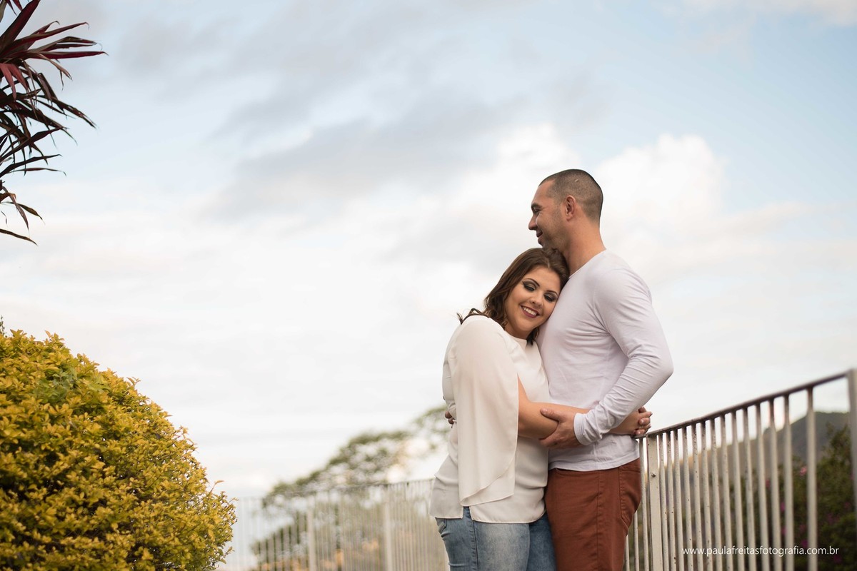 ensaio-pre-wedding-karen-e-rodrigo-feito-na-pousada-7-nascentes-em-guaratingueta-fotografados-por-paula-freitas-fotografia